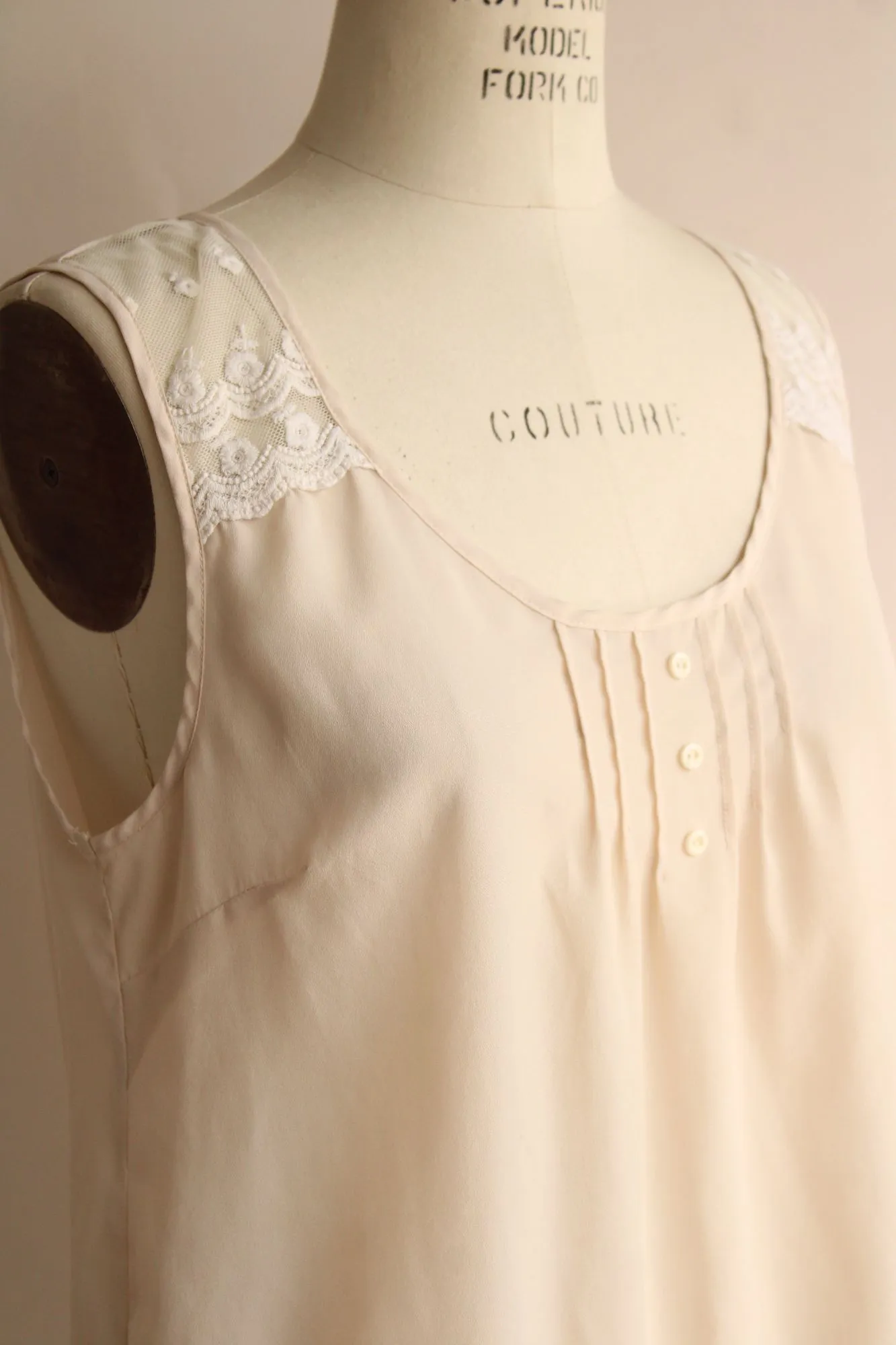 Kimchi Blue Womens Blouse, Cream, Size M/L, Lace Trim