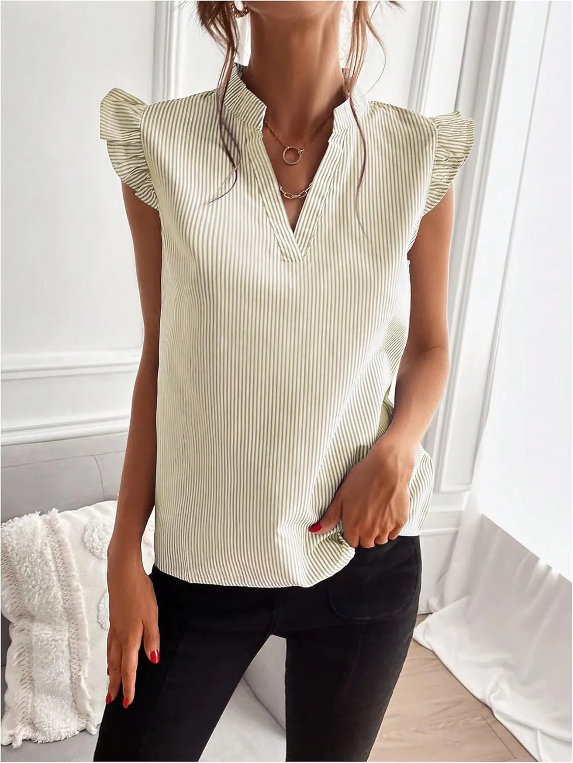 WDIRARA Women's Striped Ruffle Cap Sleeve Notched V Neck Blouse Top Shirt